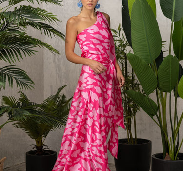 Falda rosa fuerte